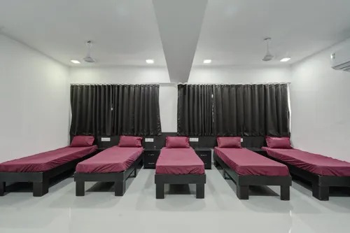 4-sharing room - JayDhaneshwar PG Bopal